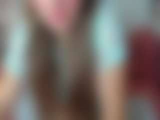 Live cam show with Datsi-Benson - Bedroom Mature on nudelive.tv