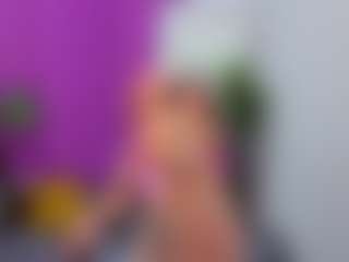 Datsi-Benson's Live Sex Cam Show