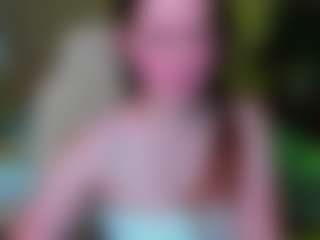 Live cam show with Datsi-Benson - Body Massage on Camsoda