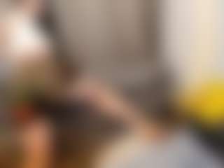 Live cam show with Datsi-Benson - Ass Clapping on Camsoda