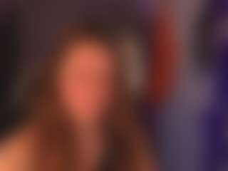 Live cam show with Datsi-Benson - Brown Hair on Camsoda