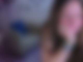 Live cam show with Datsi-Benson - Nipple Play on Hubzter Live