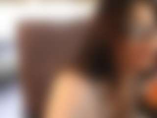 EmileeSarisky's Live Sex Cam Show
