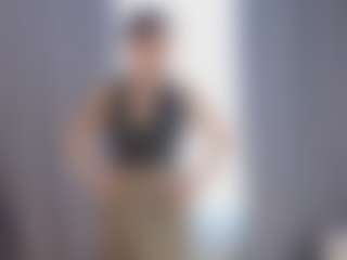 EmileeSarisky's Live Sex Cam Show