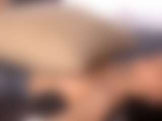 EmileeSarisky's Live Sex Cam Show