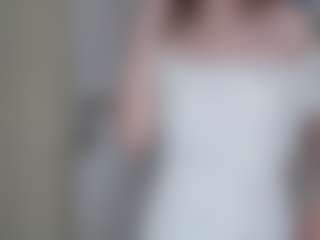 Live cam show with JeneTalor - New Petite on Chatstar