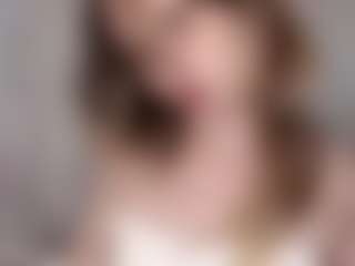 Live cam show with JeneTalor - Skinny on Uber Horny