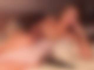 Live cam show with Polly - Skinny on CamClone