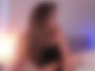 Live cam show with Polly - Blue Eyes on Camsoda