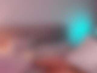 Live cam show with Polly - Blue Eyes on Mixed Magazine Live
