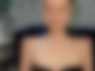 Live cam show with Mili-Lorans - New Toys on SinfulBabes