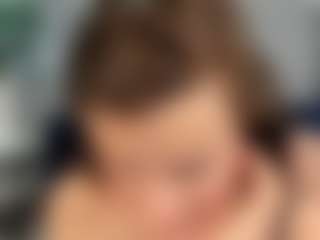 Live cam show with Mili-Lorans - Angel on StripNow