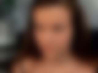 Live cam show with Mili-Lorans - Green Eyes on SxyPornLive