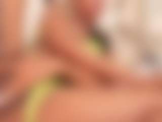 RacheellGrayX's Live Sex Cam Show