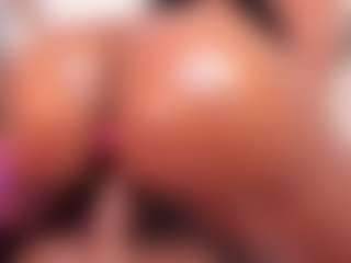 RacheellGrayX's Live Sex Cam Show