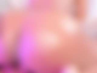 Live cam show with RacheellGrayX - Normal on Camsoda