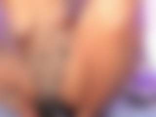 RacheellGrayX's Live Sex Cam Show