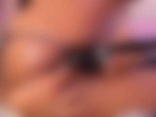 RacheellGrayX's Live Sex Cam Show