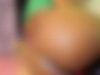 RacheellGrayX's Live Sex Cam Show