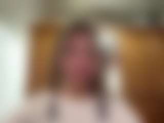 Live cam show with UlrikeLagrange - Bedroom on liverealitysex.com
