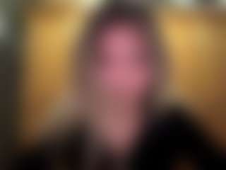 Live cam show with UlrikeLagrange - Oil on CamwithHer