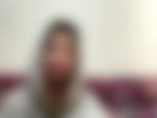 Live cam show with UlrikeLagrange - Oil on Camming Site