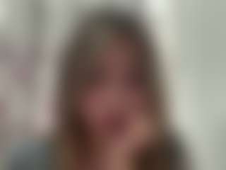 Live cam show with UlrikeLagrange - Trimmed Asian on Stripli.com