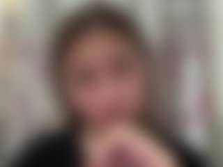Live cam show with UlrikeLagrange - Big Tits Small Tits on sexylive.show