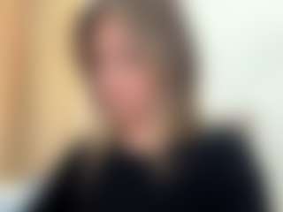 Live cam show with UlrikeLagrange - Gamer Asian on AdultVida.com