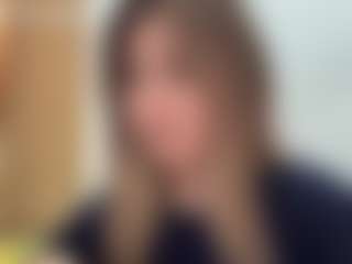 Live cam show with UlrikeLagrange - Blonde Hair Amateur on instabang