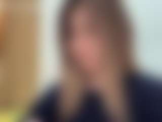 Live cam show with UlrikeLagrange - Bedroom Asian on SxyPornLive