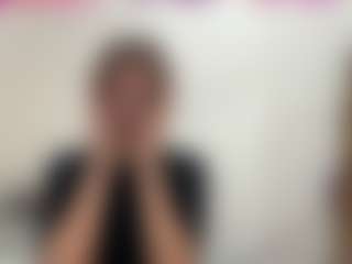 Live cam show with UlrikeLagrange - Athletic Teen (18+) on Camsoda