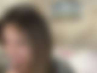 Live cam show with UlrikeLagrange - Cum on Camiplay Live