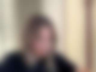 Show de cam en vivo con UlrikeLagrange - Asian Amateur en Camsoda