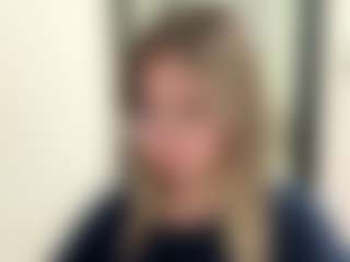 Live cam show with UlrikeLagrange - Brown Eyes Asian on Camsoda
