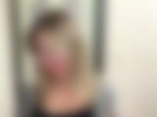 Live cam show with UlrikeLagrange - Pornstar Asian on Cam Slut