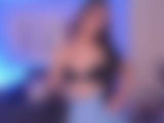 Live cam show with AmaraCollins - Sexwebcam on Mixed Magazine Live