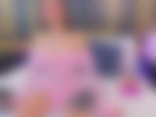 Spettacolo in cam dal vivo con bombom-fox - Sweet su Camsoda