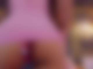 Show de câmera ao vivo com bombom-fox - Submissive no Camsoda