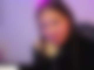 Live cam show with isabela-tay - Interactivetoy on CamSodaAdn