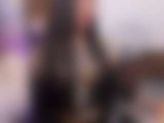 kiara-tay's Live Sex Cam Show