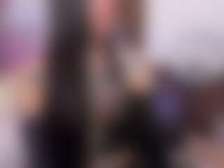 Live cam show with kiara-tay - Big Ass on CamClone