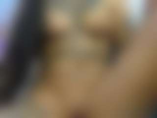 kiara-tay's Live Sex Cam Show