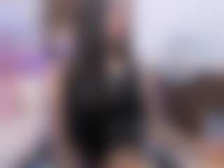 kiara-tay's Live Sex Cam Show