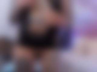 kiara-tay's Live Sex Cam Show