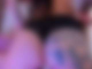 Live cam show with kiara-tay - Body Massage on livesuperchat.net