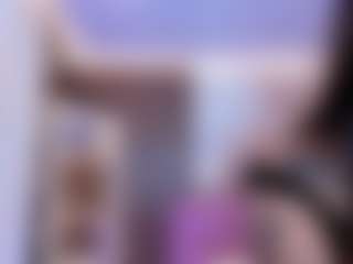 Live cam show with kiara-tay - Body Massage on Camsoda