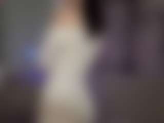 Live cam show with Mikki - Nipple Piercings on Milfs Live