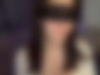 Live cam show with Mikki - Mask on CamClone