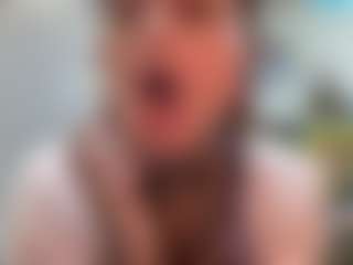 midnightmedli's Live Sex Cam Show